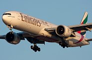 Boeing 777 300 letecké společnosti Emirates. Boeing 777 300 letecké společnosti Emirates.