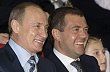 Dmitrij Medved�v a Vladimir Putin