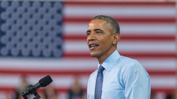 Nejobl&iacute;ben�j&scaron;&iacute; soci&aacute;ln&iacute; s&iacute;t&iacute; je mezi politiky Twitter. Barack Obama je na&nbsp;n�m vid�t nejv&iacute;c.