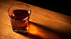 Ideální teplota pro pití whisky je pokojová.