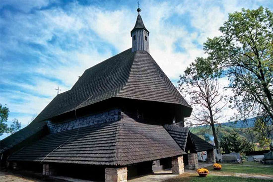 Tvrdosin_kostel_550x367.jpg