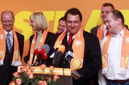 Paroubek a jeho tým Paroubek a jeho tým