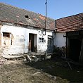Takto vypad� d�m Jana Kubi�e nyn�. Do roka by zde m�lo st�t jeho muzeum.