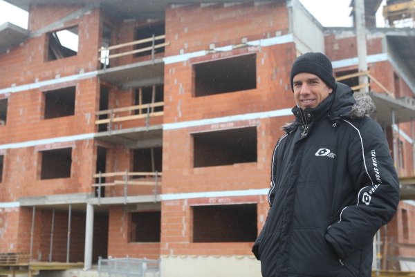 Luxusn� apartm�ny na bratislavskej Kolibe pl�nuje Dominik Hrbat� dostava� v lete bud�ceho roka. Sn�mka: HN/Peter Mayer
