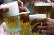 Takhle se pije pivo ve Vietnamu Takhle se pije pivo ve Vietnamu