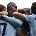 Fotbalisté Manchesteru City se radují.
