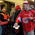 Fanou�ci Slavie se po osmi letech vr�tili do Edenu.