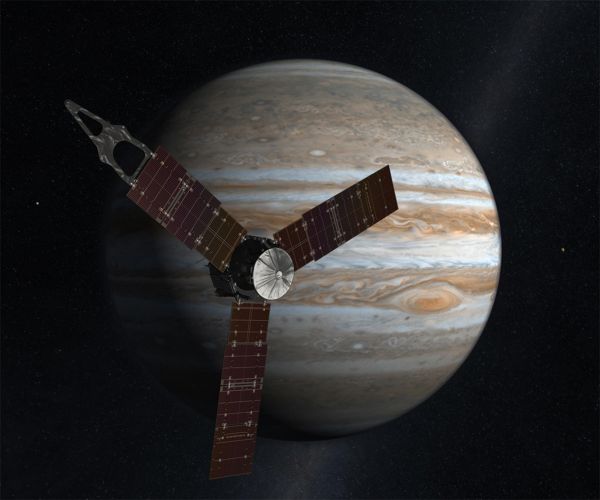 Juno dorazila k Jupiteru.
