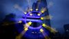 Znak eura před sídlem ECB ve Frankfurtu Znak eura před sídlem ECB ve Frankfurtu
