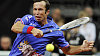 Radek �t�p�nek v souboji s Jankem Tipsarevi�em