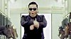 Rapper PSY cválá díky písni Gangnam Style k miliardě zhlédnutí.