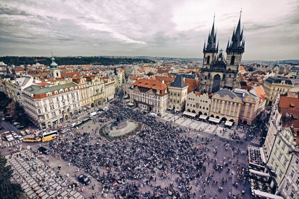 Sraz majitelLZ motorek Harley Davidson v Praze