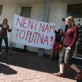 Studenti Fakulty humanitních studií UK při protestu