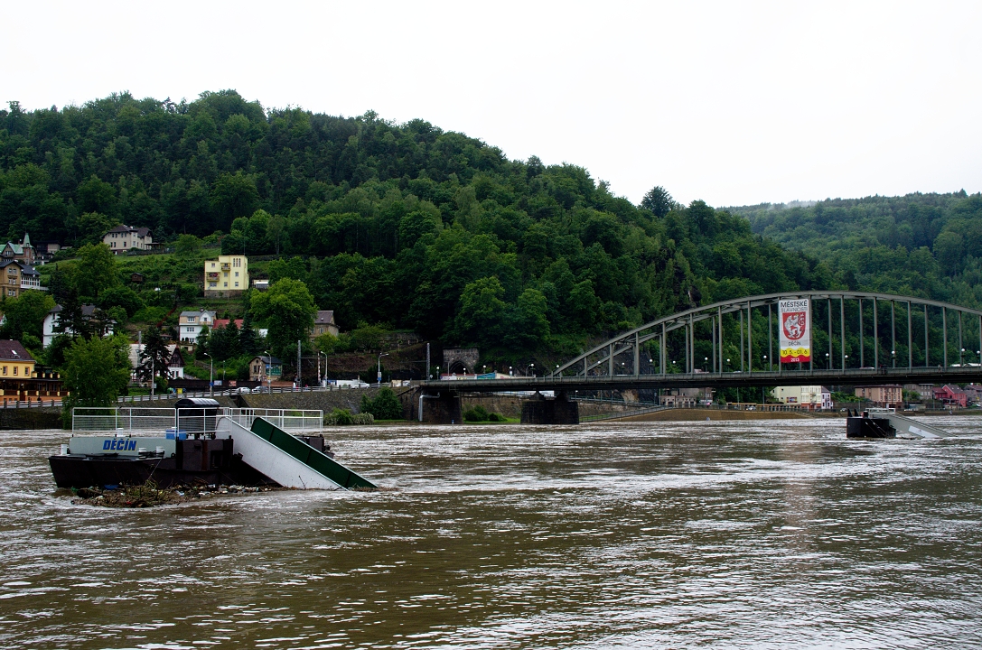 Aktuální situace v Děčíně v Ústeckém kraji. Město ležící na soutoku řek Labe a Ploučnice má problémy kvůli hrozícím záplavám.