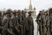 P�ehl�dka historick�ch uniforem a vybaven� na Rud�m n�m�st�.