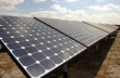 Solární panely. Sluneční paprsky jako jeden ze zdrojů obnovitelné energie. Solární panely. Sluneční paprsky jako jeden ze zdrojů obnovitelné energie.