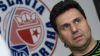 Trenér Slavie Vladimír Růžička. Trenér Slavie Vladimír Růžička.