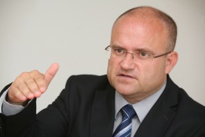 Minister pr�ce, soci�lnych vec� a rodiny Jozef Mih�l. HN/P.Mayer