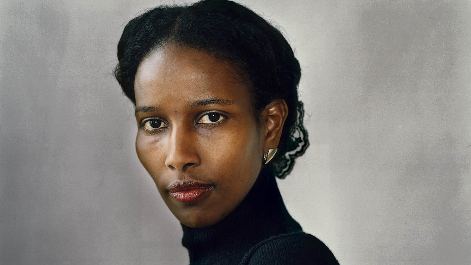 Západ by měl financovat ty, kdo chtějí reformu islámu, píše v knize Ayaan Hirsi Ali (IHNED.cz)