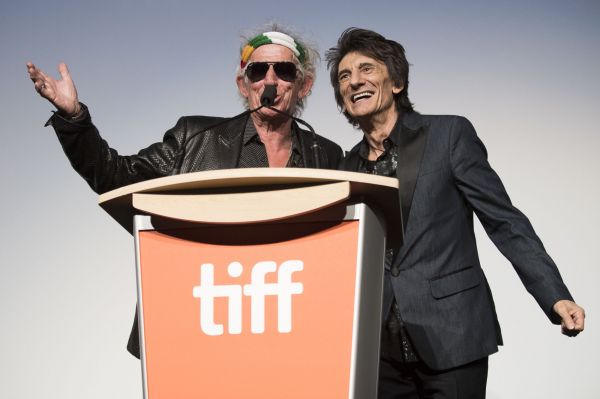 Rolling Stones v Torontu 2016 (Keith Richards vlevo a Ronnie Wood vpravo)