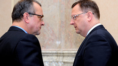 Ministr financ� Miroslav Kalousek a premi�r Petr Ne�as