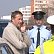 Roman Janoušek s policisty po nehodě, kterou spáchal v opilosti. Roman Janoušek po nehodě