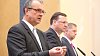 Vl�dn� n�vrh novely z�kona o RUD po dne�n�m jedn�n� kabinetu p�edstavili premi�r Petr Ne�as a ministr financ� Miroslav Kalousek.