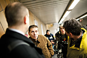 druh� na to doplatil (J�n Lenka, uprost�ed) /foto Milan Jaro�