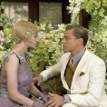 Leonardo DiCaprio jako Velk� Gatsby p�ipom�n�, kde za��nal svoji kari�ru - jako idol d�vek a �en.