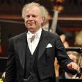 Schiff bude v Praze hr�t Schumanna a Mendelssohn-Bartholdyho.