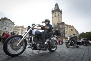 Spanilá jízda Prahou, Harley-Davidson