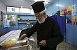 0506YAN03 GREECE 0506 11