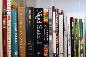 Kuchárky, kuchárske knižky, kniha, knihy, literatúra, knižnica. Snímka Flickr.com/Duncan