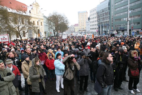 Protest na N�mest� SNP. HN/Peter Mayer