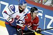 Marcel Hossa se tla�� za pukem