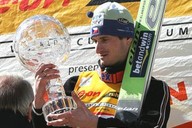 Jakub Janda s k�i���lov�m gl�busem pro v�t�ze SP.