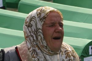 V�ro�ie masakru v Srebrenici/REUTERS 