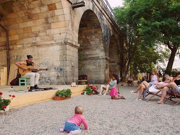 Projekt Viadukt Kreativn&iacute; chce o�ivit klenby karl&iacute;nsk&eacute;ho viaduktu po vzoru sv�tov&yacute;ch metropol&iacute;.