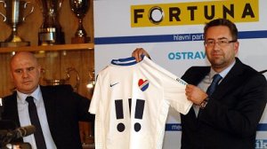 Nov� majitel� FC Ban�k Ostrava (zleva) Libor Ad�mek a Petr �afar��k