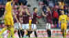 Fotbalist� Sparty po g�lu proti Dukle v�d�, �e titul je stejn� pry�.