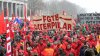 Demonstrace proti �krt�m p�ed s�dlem Evropsk� komise v Bruselu