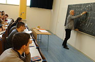 Výuka studentů na VŠ, ilustrační foto Výuka studentů na VŠ, ilustrační foto