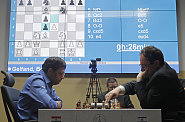 Vi�v�n�th�n �nand (vlevo) a Boris Gelfand