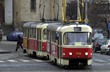 Tramvaj Praha bude možná muset zrušit několik set přechodů, které vedou přes tramvajové pásy.