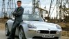 James Bond a jeho BMW Z8. Podobné auto je k dostání za 2,5 milionu korun