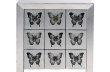 Sk���ku vyzdobenou ru�n� malovan�mi obr�zky mot�l� po��d�te za 11 900 korun na www.kare-design.com.