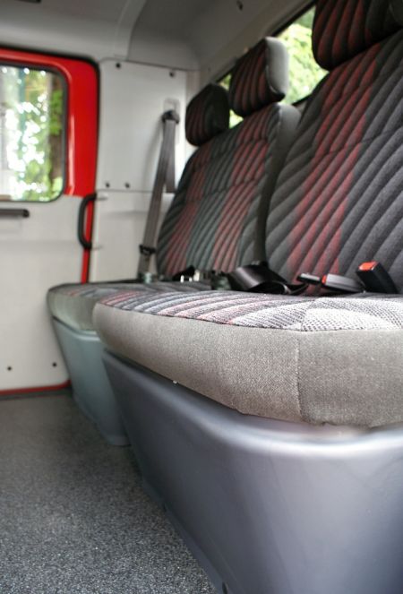 AVIA CREW CAB INTERIER 003