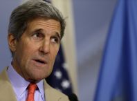 Americký ministr zahranií John Kerry bhem tiskové konference se svým ukrajinským protjškem Pavlo Klimkinem ve Washingtonu