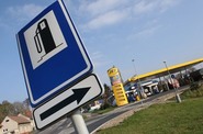 Čerpací stanice Ceny benzinu a nafty reagují na vývoj celosvětových cen ropy.