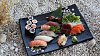 Mash Hana set: Japonsk� trojboj sashimi, nigiri a maki, dopln�n� nakl�dan�m z�zvorem a wasabi